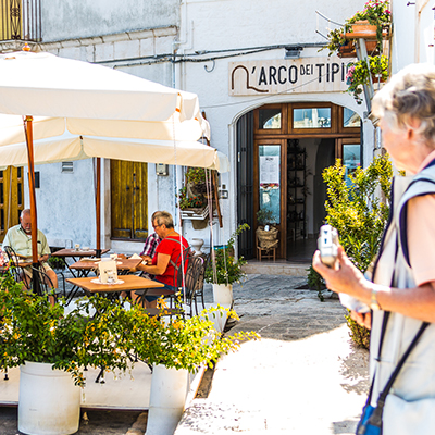 L'arco dei tipici Locorotondo